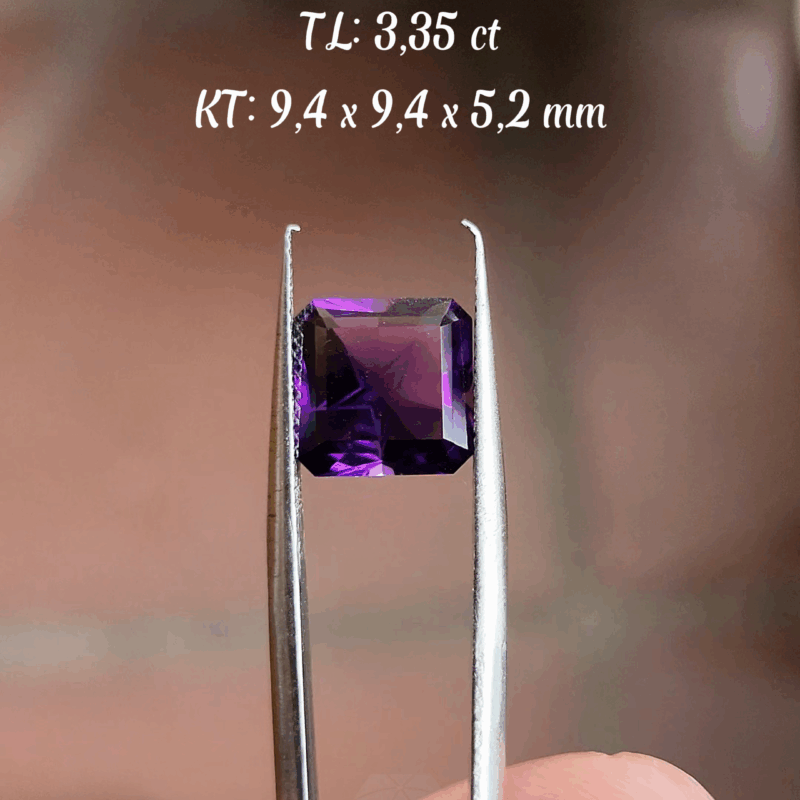 Uruguay (Amethyst) Tím Tự Nhiên L96.1.1