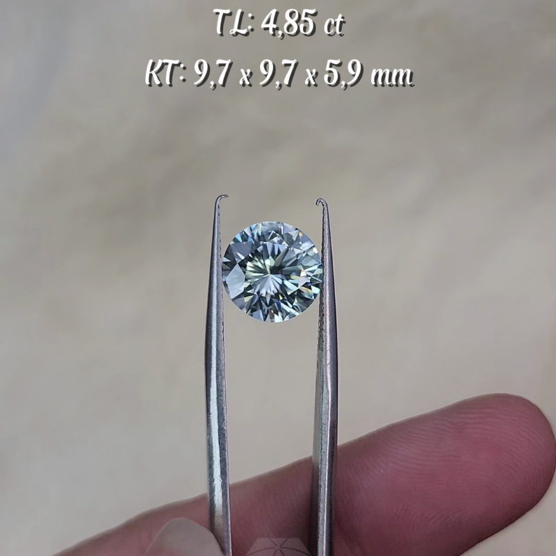 Zircon Trắng Tự Nhiên KG-100119